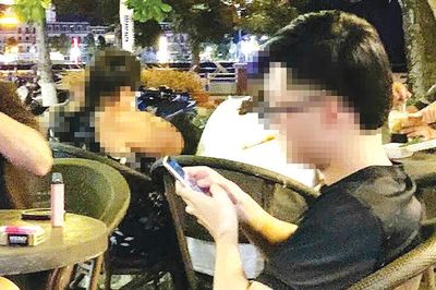 LẠC GIỮA LÀN KHÓI - Bài 2: Đường ra không dễ