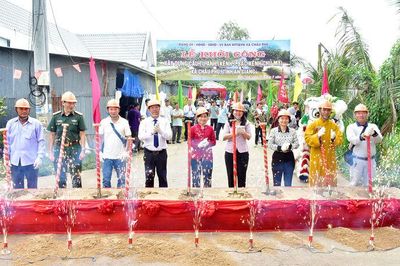Xã Châu Phú khởi công xây dựng cầu Tú Anh