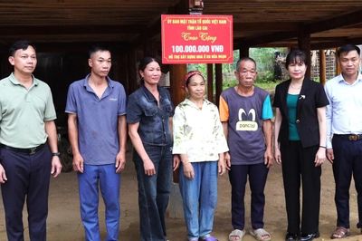 Trao hỗ trợ xây dựng nhà ở cho 3 hộ dân bị hỏa hoạn ở thôn Lằng Đáp, xã Nghĩa Đô