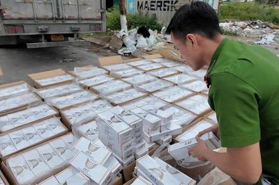 Doanh nghiệp vận tải Đà Nẵng tăng cường chống buôn lậu, vận chuyển thuốc lá trái phép