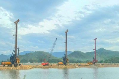 Nhà thầu dồn lực đua tiến độ thi công cao tốc Quy Nhơn - Pleiku trước mùa mưa