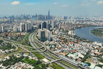 TP.HCM tăng tốc đầu tư hạ tầng, hướng tới mục tiêu tăng trưởng hai con số