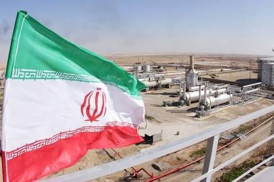 Mỹ dỡ lệnh trừng phạt, Iran vẫn khó giải phóng dầu tồn kho