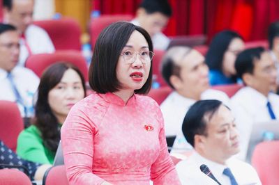 Chất vấn và trả lời chất vấn tại Kỳ họp thứ Năm, HĐND tỉnh Hà Tĩnh khóa XIX: Siết trách nhiệm quản lý điện, nâng hiệu quả vận hành chính quyền địa phương 2 cấp