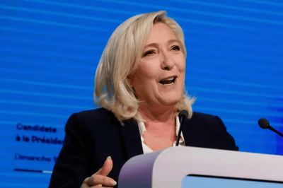 Nước Pháp nín thở chờ phán quyết về bà Marine Le Pen