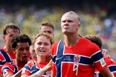 Haaland rực sáng, Na Uy hạ Brazil
