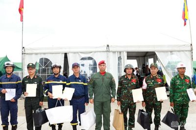 Trao Huy chương 'Anh hùng Venezuela' tặng Đoàn cứu nạn, cứu hộ Việt Nam