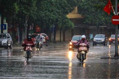 Thời tiết 6/7: Hà Nội có mưa rào và dông rải rác