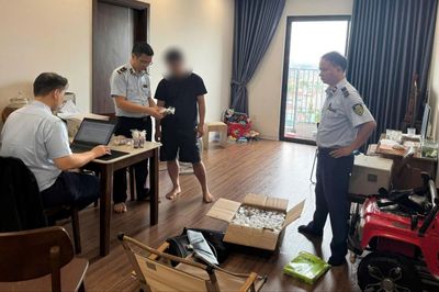 Hàng nghìn lọ mực in giả tiêu thụ tinh vi trên thị trường