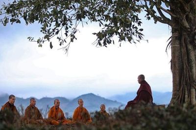 Khi lòng tham biến phương tiện thành mê tín