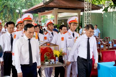 Đẩy mạnh giám định ADN xác định danh tính liệt sĩ tại Công viên Lê Thị Riêng