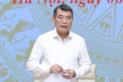 Thủ tướng: Cần tôn vinh điển hình cơ sở trong vận hành chính quyền 2 cấp