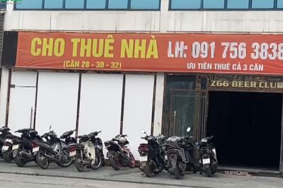 Nhiều căn nhà mặt phố trên các tuyến đường lớn tại các phường Thanh Xuân đóng cửa bỏ không 'dài cổ' chờ khách thuê