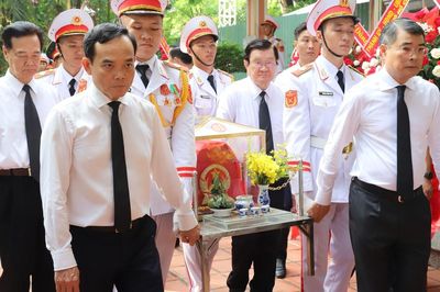 Thủ tướng Chính phủ: Bằng mọi giá đưa các Anh hùng liệt sĩ trở về với gia đình, quê hương