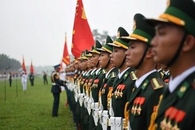 Bổ sung một số dự án Luật về quân sự, quốc phòng, an ninh dữ liệu vào chương trình lập pháp