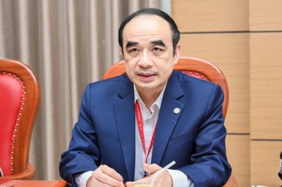GS Nguyễn Hữu Tú giữ chức hiệu trưởng Đại học Y Hà Nội