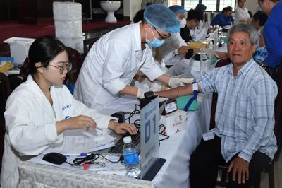 Đã lấy mẫu ADN 2 người nhận là em trai liệt sĩ Huỳnh Văn Quên
