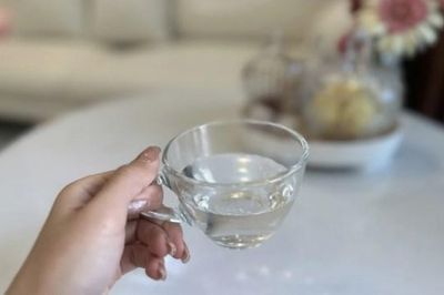 Thời điểm uống nước giúp phòng ngừa đột quỵ và nhồi máu cơ tim