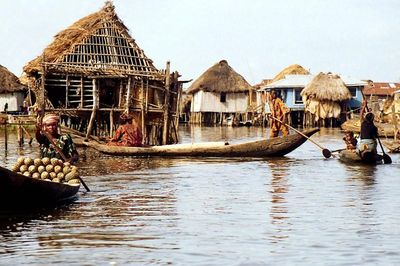 Ngôi làng nổi lớn nhất châu Phi trở thành điểm đến hút khách