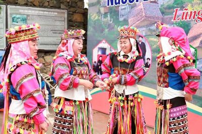 Lũng Cú đẩy mạnh tuyên truyền xóa bỏ hủ tục, xây dựng nếp sống văn minh