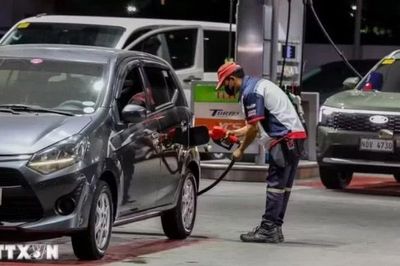 OPEC+ tiếp tục tăng sản lượng dầu mỏ