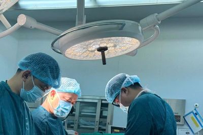 Phát hiện ung thư thực quản tình cờ qua nội soi trước mổ ung thư gan
