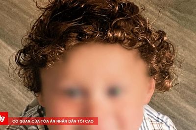 Bé trai sống sót trong nhà xác sau 6 giờ bị tuyên bố tử vong