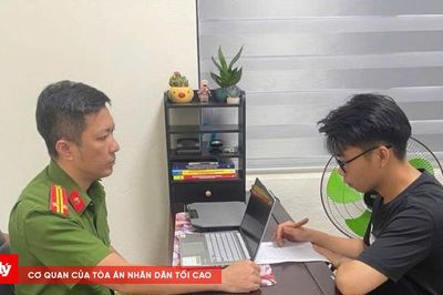Giả vờ hỏi mua xe SH, kéo lê nhân viên hơn 100m