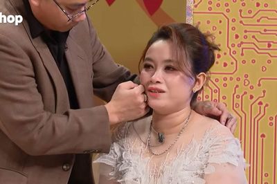 Đau khổ khi phát hiện chồng có người khác, vợ quyết định tha thứ và cái kết