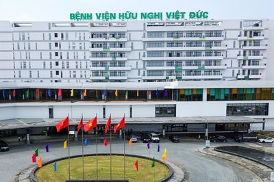 Giám đốc Bệnh viện Việt Đức: Các bác sĩ nóng lòng vận hành bệnh viện chuẩn châu Âu