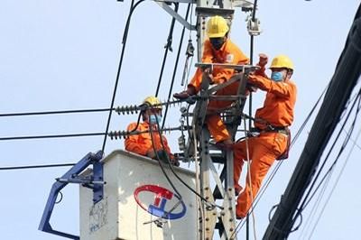 Bộ Công Thương thông tin về áp dụng giá điện giờ cao điểm với người dùng điện sinh hoạt