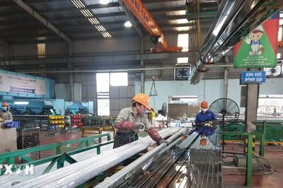 Hà Nội tăng tốc 6 tháng cuối năm để đạt tăng trưởng hai con số
