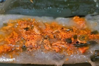 Bánh nậm Huế - hương vị mộc mạc trong lớp lá xanh