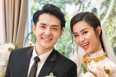 Đông Nhi diện đồ tắm, Ông Cao Thắng chỉ nói vỏn vẹn 2 từ