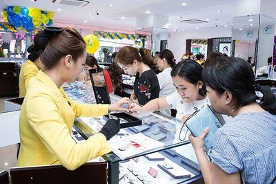 Giữa tâm điểm P-Lab, PNJ có động thái mới