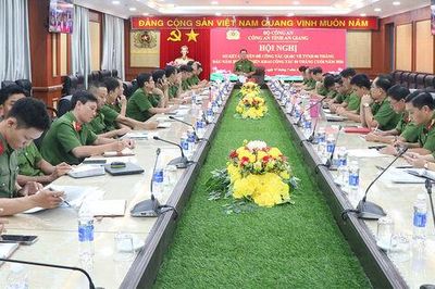 Công an tỉnh An Giang sơ kết công tác quản lý hành chính về trật tự xã hội