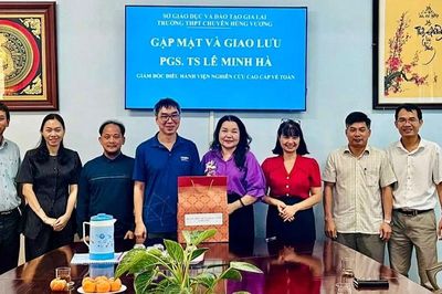 Trường THPT chuyên Hùng Vương làm việc với Giám đốc điều hành Viện Nghiên cứu cao cấp về Toán