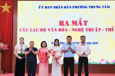 Phường Trung Tâm ra mắt Câu lạc bộ Văn hóa - Nghệ thuật - Thể thao nòng cốt