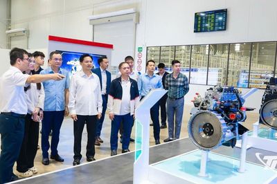 Thúc đẩy chuyển đổi giao thông xanh