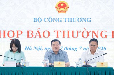 Áp dụng khung giá điện cao điểm với khách hàng sử dụng điện sinh hoạt cần có đánh giá ảnh hưởng tác động đến toàn xã hội