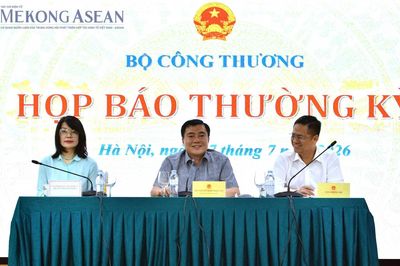 Thương mại nửa đầu năm 2026 lần đầu vượt mốc 500 tỷ USD