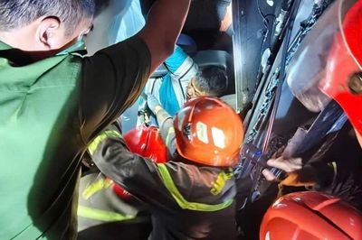 Cảnh sát cứu nạn, cứu hộ hết lòng vì người dân