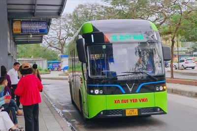 130.000 lượt hành khách được miễn phí xe buýt trong Vành đai 1