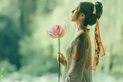 Ai gánh cuộc trầm luân