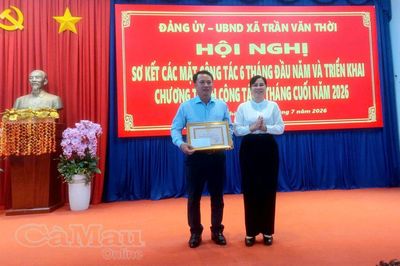 Xã Trần Văn Thời đạt sản lượng lúa 37.300 tấn trong 6 tháng đầu năm