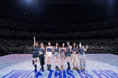 Sau gần một thập kỷ xa quê, Tzuyu viết lại lịch sử Kpop tại Đài Loan với khoảnh khắc khiến hàng nghìn khán giả xúc động