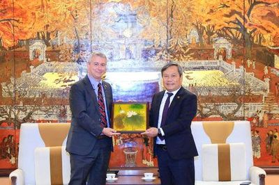 Chủ tịch UBND TP Hà Nội Vũ Đại Thắng kỳ vọng Đại sứ Bỉ tiếp tục vun đắp quan hệ hai nước
