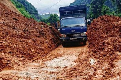 Đập chống lũ quét phát huy hiệu quả khi mưa lớn ở Sơn La