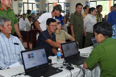 Lấy mẫu ADN thân nhân để kết luận chính xác danh tính liệt sĩ được tìm thấy tại CV Lê Thị Riêng