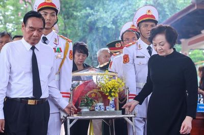 Phó Thủ tướng: Không dừng tìm kiếm cho đến khi quy tập đầy đủ hài cốt liệt sĩ